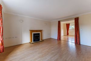 Sitting Room- click for photo gallery